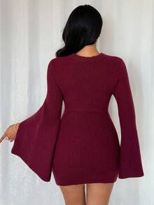 Islaluna Women's Elegant Minimalist Versatile Design Fashionable Split Hem Long Sleeve Fitted Sweater Burgundy Formal Clothing