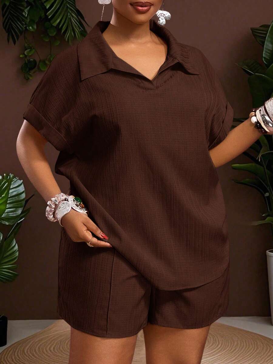 Veslaya 秋冬新品，女士秋冬服装，万圣节，音乐节，复活节，西部风，游牧风，生日派对，毕业典礼，学生装，日常休闲，度假，邮轮旅行，海滩，日光浴，时尚，女士加大码黄色罗纹Polo领宽松短袖短裤套装，棕色两件套，加大码医用两件套亚麻套装，女士巧克力棕色上衣，女士棕色衬衫 - 棕色 - 查看 1