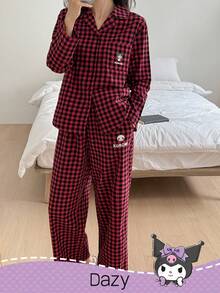 DAZY HELLO KITTY AND FRIENDS | SHEIN 字母卡通图案宽松格子长袖上衣和裤子女士睡衣套装，秋冬服装 - 紅色 - 查看 1