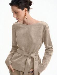 Aalyst Chemise décontractée pour femmes à col bateau, couleur unie, avec design de poignets, taille cintrée, manches longues, automne - Nude - Voir 4