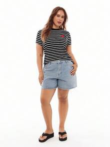 Solavibe Plus Striped Heart Embroidery Detail Tee, Summer/Valentine's Day - Black - View 2