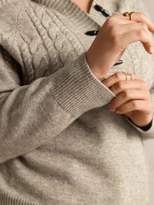 EMERY ROSE Cardigan à capuche et boutons en tricot torsadé grande taille, pull à manches longues, confortable pour le trajet et le port casual