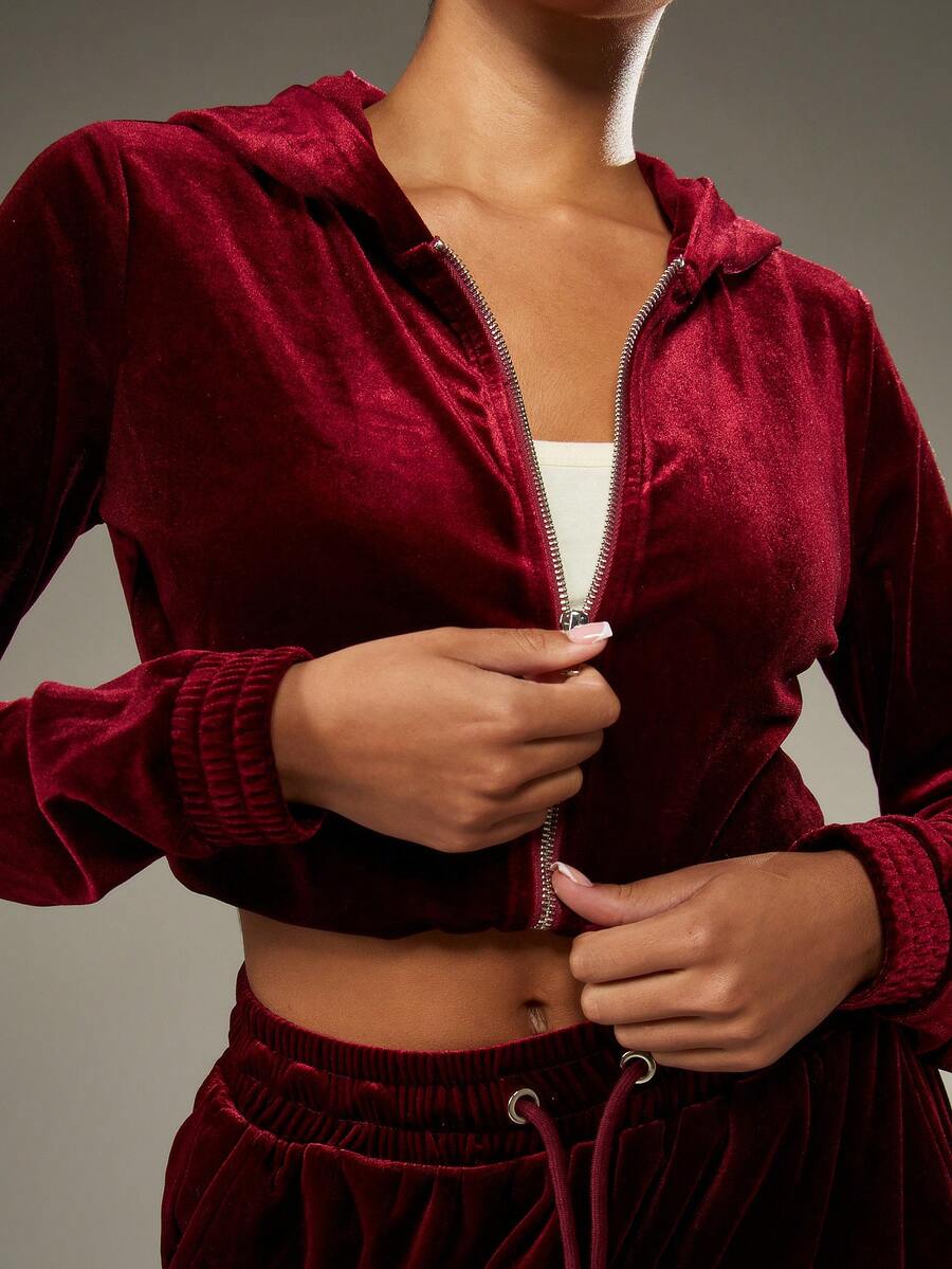 MISSGUIDED 奢华丝绒拉链连帽短款上衣，弹性袖口，长袖，抽绳连帽，秋冬丝绒卫衣，休闲家居服，舒适圣诞风 - 酒紅色 - 查看 1