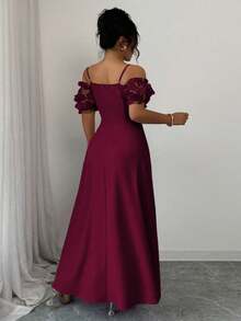 Elenzga 加大码缀饰细肩带露肩蝴蝶 3D 花卉褶饰腰部短袖修身紫色和薰衣草色 A 字优雅法式连衣裙 - 酒紅色 - 查看 2