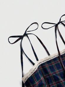 ROMWE Academia 休闲复古翻领纽扣格纹复古细肩带蕾丝花边女式吊带背心 - 黑色 - 查看 12