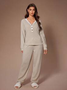 Lazeform 女士针织提花休闲条纹半拉链长袖上衣和裤子家居服套装，舒适保暖，秋冬服装 - 卡其色 - 查看 3