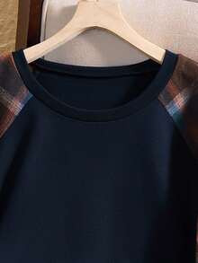 Rusticease بلوزة كاجوال فضفاضة بياقة طاقم وأكمام راجلان مع تصميم لوحات منقوشة للمرأة ذات المقاسات الكبيرة