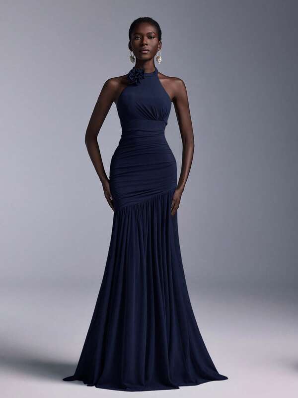 Elitara Elegante vestido de dama de honor con cuello halter, busto con flores 3D, drapeado y malla transparente con cola de pez