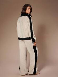 Lazeform Women's Plush Colorblock Zip-Up Collar Long Sleeve & Pants Pajama Set, Winter Jogger Sets For Women Comfy Sets Women Cozy Sets Women Lounge Wear Women Set Western Pajama Set Outfit, Fall Clothes