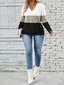 EMERY ROSE Women's V-Neck Contrast Color Block Plus Size T-Shirt, Autumn/Winter - Multicolor - View 5