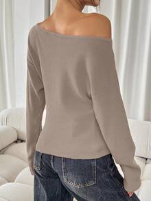 SHEIN SXY Women's Solid Asymmetrical Neckline Casual Long Sleeve Red Sweater Casual Party Elegant Home Sexy Autumn Winter Leisure Christmas Halloween New Year Asymmetrical Top Boat Neck Top Off Shoulder Sweater,Fall Off The Shoulder Long Sleeve,Cozy Fall And Winter Clothes For Women