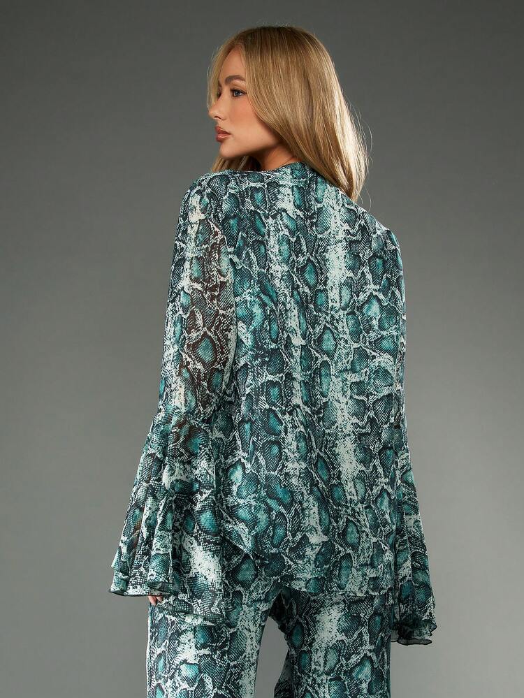 MISSGUIDED Blouse à manches longues avec imprimé serpent, volants et découpes, pour soirée, club, fête. Top élégant et pour l'automne et les vacances
