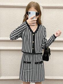 SHEIN 青少年女孩优雅针织千鸟格撞色开衫夹克和 A 字裙套装，带纽扣装饰，非常适合秋冬季休闲日常穿着和上学日常，适合圣诞节、女孩冬装、圣诞节 - 黑色 - 查看 3