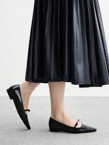 CUCCOO BIZCHIC Giày cao gót đế thấp mũi nhọn màu đen kiểu Pháp mới thoải mái, đa năng dành cho nữ - màu đen - Xem 4