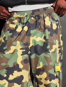 SUMWON Relaxed Fit Camouflage Cargo Pants Military Style Streetwear Loose Nylon Trousers With Side Pockets Fall Winter Collection - Multicolor - View 6