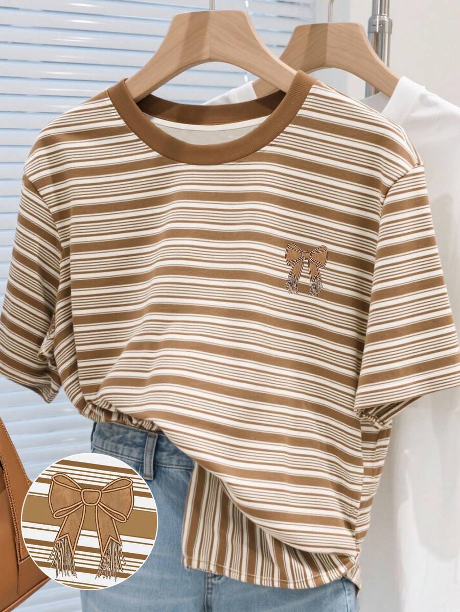 Resyla Colorful Striped Digital Print Bow Embroidery Casual Round Neck T-Shirt, A Gift For Friends - Multicolor - View 1