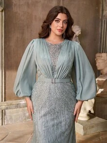 Aureia فستان أنيق وفاخر بأكمام فانوس مطرز بترتر رمادي أخضر، بخصر مزين بحزام ترتر وذيل مرمر مناسب لحفلات المساء، حفلات العزاب، المواعدة، الحفلات الرسمية، حفلات التخرج، الزفاف (ثقيل الوزن)