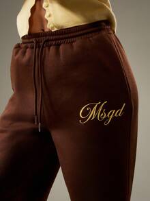 MISSGUIDED Pantalones de chándal de pierna ancha con estilo retro, bordados con texto, cintura alta, joggers casuales, cómodos para el invierno y uso urbano - Marrón - Ver 3