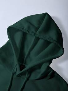 Manfinity Dauomo 男士休闲标语印花长袖连帽卫衣，秋冬 - 墨綠色 - 查看 3