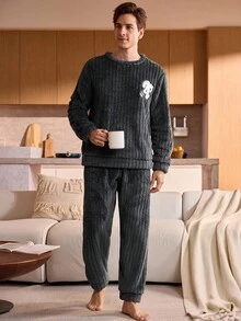 Manfinity Underwear&Sleepwear Basics 男士加绒蓬松家居裤，舒适柔软，适合秋冬季节穿着，温暖舒适。