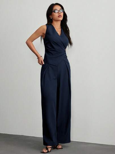 SHEIN PETITE Elegante Damenanzüge für den Alltag: Marineblaues ärmelloses Palazzo-Top, elegante marineblaue Palazzo-Hose, elegantes marineblaues Kleid, marineblauer Jumpsuit, dunkelblaues Kleid, formelle Jumpsuits für Damen.