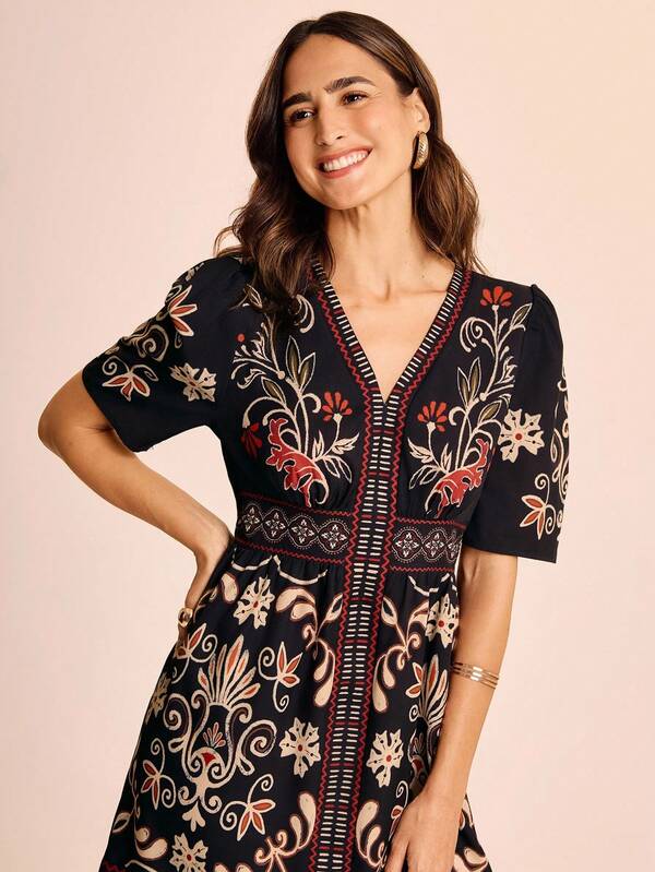 CAJUNI 女士休闲度假花卉印花短袖迷你连衣裙 - 约会装 - 外出装 - 音乐节