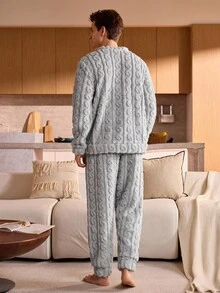 Manfinity Underwear&Sleepwear Basics 男士两件套抓绒圆领长袖上衣和裤子，蓬松睡衣套装，冬季、秋季保暖舒适