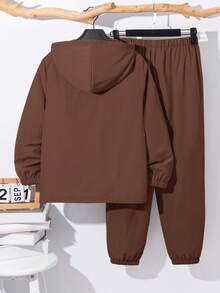 SHEIN 2 件套青少年男孩半拉链连帽夹克和慢跑裤套装，秋冬休闲运动风格 - 棕色 - 查看 2