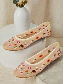 Solezae Women's Casual Elegant Round Toe Comfortable Floral Embroidered Flats - Multicolor - View 5