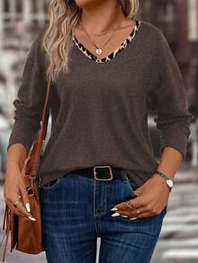 EMERY ROSE Plus Size V-Neck Loose Fit Colorblock Leopard Print Long Sleeve T-Shirt - Brown - View 3