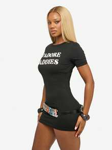 SUMWON WOMEN 棉质女式迷你 T 恤连衣裙 Jadore Baddies 个性印花短袖修身俱乐部之夜派对紧身连衣裙 - 黑色 - 查看 3