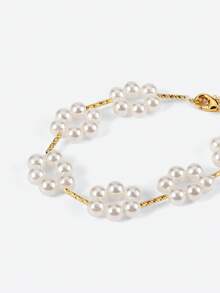 Opalesca Women's Fashionable & Elegant Beaded Flower Bracelet,For Mom/Women/Girl/Mother,Fall/Autumn/Winter,Outfits,Old Money,Premium,Pearl,Elegant,Fairycore/Fairy, Gold Color, For Women,For Mom/Women/Girl/Mother,Fall/Autumn/Winter,Outfits,Old Money,Premium,Pearl,Elegant,Fairycore/Fairy - Gold - View 4