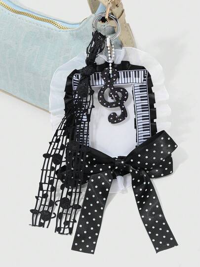 Kawaii 1 pièce Porte-carte porte-clés, charm de sac en acrylique tressé en forme de cœur avec nœud ruban plaid, fait main de haute qualité, polyvalent, style minimaliste Y2K. Convient pour les employés de bureau, les étudiants, le port quotidien, cadeau de vacances