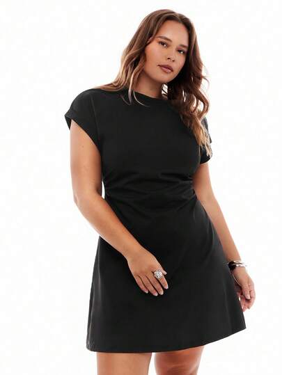SHEIN EZwear 黒 カジュアル プラスサイズ レディース クルーネック