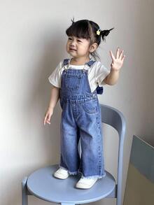 SHEIN 女婴 3D 蝴蝶结装饰蓝色牛仔背带裤、女童春夏休闲度假乡村波西米亚风服饰、女童沙滩装、女童西部街头装、春假装、狂欢装节日牛仔背带裤、女童度假装 - 深色水洗藍 - 查看 6