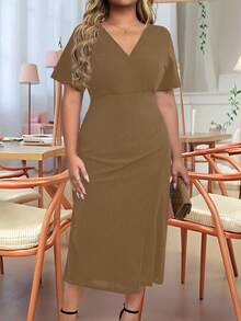 EMERY ROSE 大码女式优雅V领短袖纯色褶饰中长连衣裙 - 駝色 - 查看 1