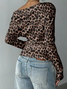 Aloruh Camiseta feminina casual assimétrica com estampa de leopardo e detalhe de torção, adequada para uso diário, deslocamento e casa, camiseta de malha de manga comprida para outono/inverno - Multicolorido - Ver 2