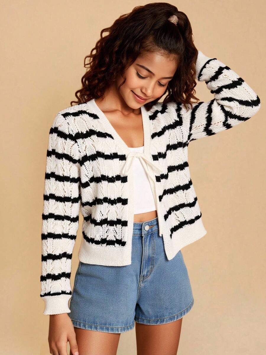 SHEIN Cárdigan de punto versátil a rayas blancas y negras para niña preadolescente