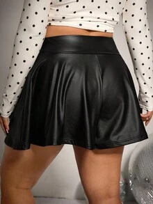 SHEIN EZwear Plus Size PU Skirt Pants, Versatile Casual, Suitable For Dates And Parties - Black - View 2