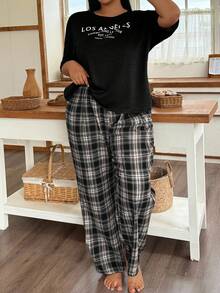 SHEIN 大码休闲字母印花短袖上衣和格子裤睡衣套装 - 黑色 - 查看 1