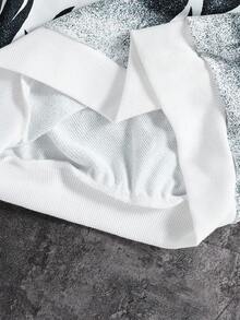 SHEIN 2pcs/Set Fashion White Printed Hoodie Sweatshirt & White Stylish Pants For Teenage Boys, Soft & Comfortable Fabric, Suitable For Autumn, Outdoor, Travel, Dancing, Photography, Back To School 2025 Bestseller Outfit