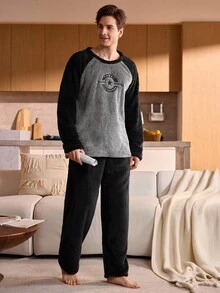 Manfinity Underwear&Sleepwear Basics 男士两件套抓绒睡衣套装，经典基础款，舒适柔软，适合居家穿着，秋冬季保暖舒适。 - 彩色 - 查看 4