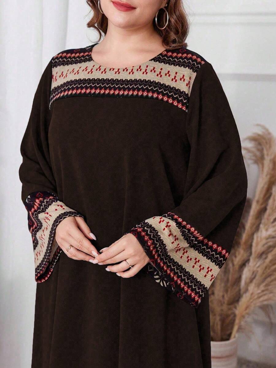 Al Najma 女式圆领拼布休闲大码连衣裙，端庄休闲束腰连衣裙，适合日常休闲/居家超长女装 - 彩色 - 查看 1