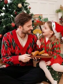 SHEIN Young Girls Christmas Diamond Pattern Sweater & Skirt Set, Winter Fall Winter Christmas Halloween Toddler Cardigan Sweater Autumn Fall Jumpers Sweaters Tops Dress Dresses Christmas Jumper Cozy Pixies Prepcrw Christmas Outfit Halloween  New Born Toddler  Fall Winter Dress Halloween  Romper Stuff Halloween Jumper Jumper Cardigans Shirts White Cardigan Clean Downtown Off The Shoulder Sweater Outfit Sets Pink Sweater Jacket Cute Fall Outfits Outfits Top Maija Christmas Dress  Toddler Fall Dark Purple Skirt Christmas Sweater  Fall Sweaters Unisex White Sweater Vest Skirt Sets - Red - View 8