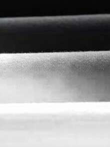 EMERY ROSE 流行渐变色常规版型女式加大码圆领运动衫 - 黑與白 - 查看 3