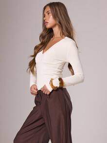 MUSERA 罗纹针织交叉前襟细节长袖收腰上衣，适合各种场合，蓬松保暖，适合外出、夜间、冬季、约会、舒适休闲、优雅晚宴。 - 米色 - 查看 3