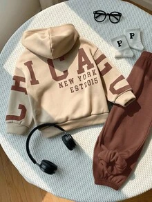 SHEIN 兒童2件組小男孩風格寬鬆字母圖案連帽衛衣與鬆緊腰秋季長褲套裝，冬季、職業日、返校季，保暖加厚面料 - 棕色 - 查看 8