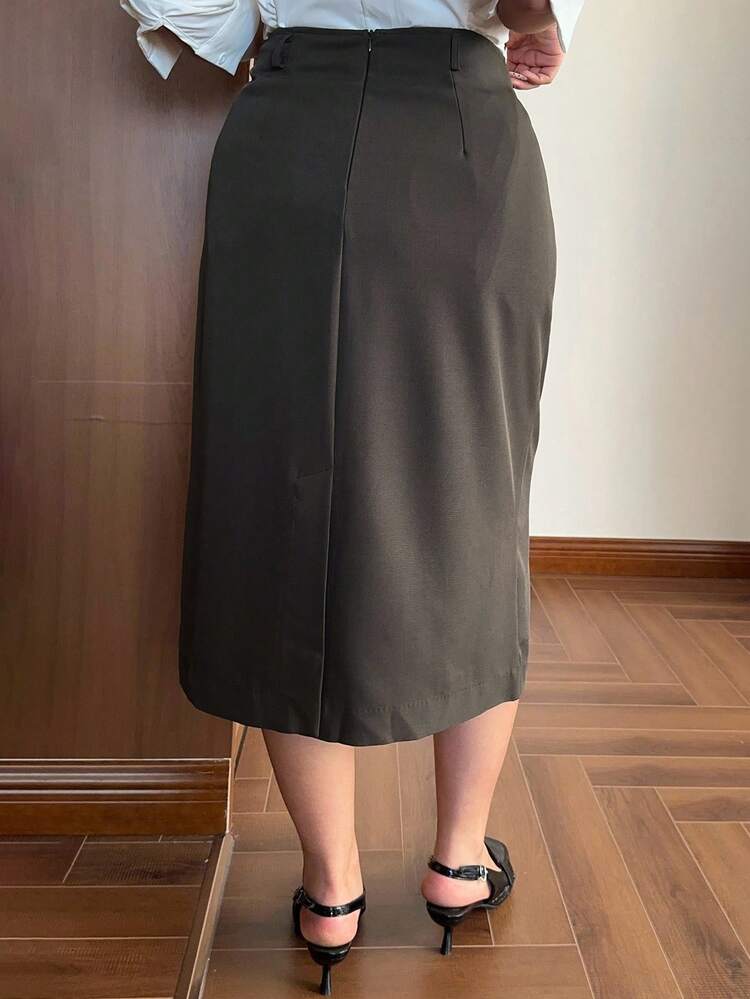 Dazy Plus Plus Size Women Slim Fit Midi Straight Skirt, Business Casual Commuter Style, Spring/Autumn
