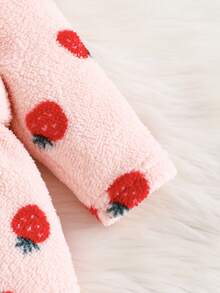 Bata de felpa para recién nacidos, de otoño/invierno, con estampado lindo de fresa con capucha con orejas 3D, manga larga y bata larga para niños y niñas bebés, ropa de dormir para infantes - Rosa - Ver 3