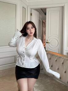 Flirla Áo sơ mi tay loe cổ chữ V cài nút kim loại cỡ lớn - trắng - Xem 6